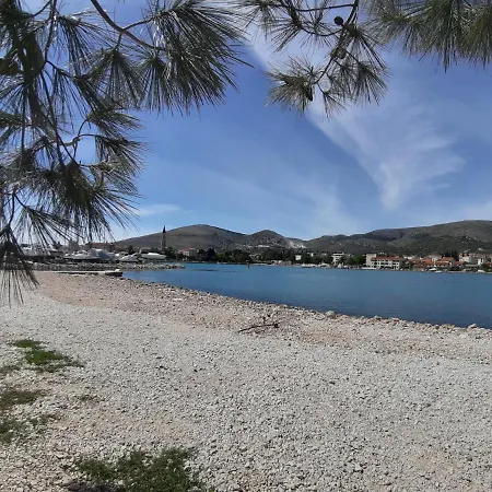 Petrovic Center Apartamento Trogir