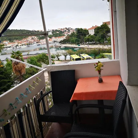 Petrovic Center Apartamento Trogir