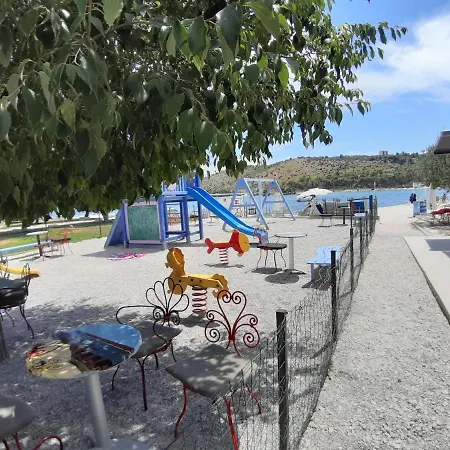 Petrovic Center Apartamento Trogir
