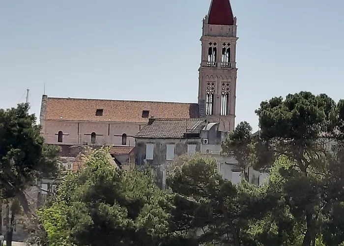 Petrovic Center Trogir